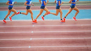 官方：拉波尔塔、莱万在沙特会见了上海等地的巴萨球迷会代表